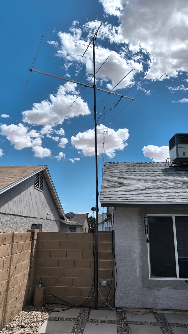 26 foot mast and antennas weigh 50 lbs